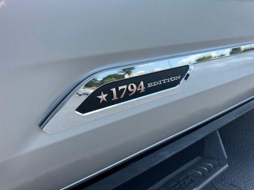 Toyota Tundra 4WD 1794 Edition Hybrid CrewMax 5.5' Bed (Natl) 2023