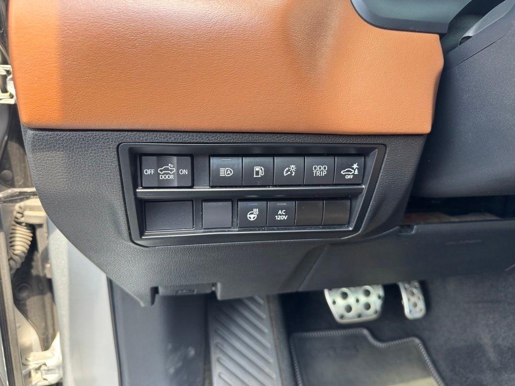 Toyota Tundra 4WD 1794 Edition Hybrid CrewMax 5.5' Bed (Natl) 2023
