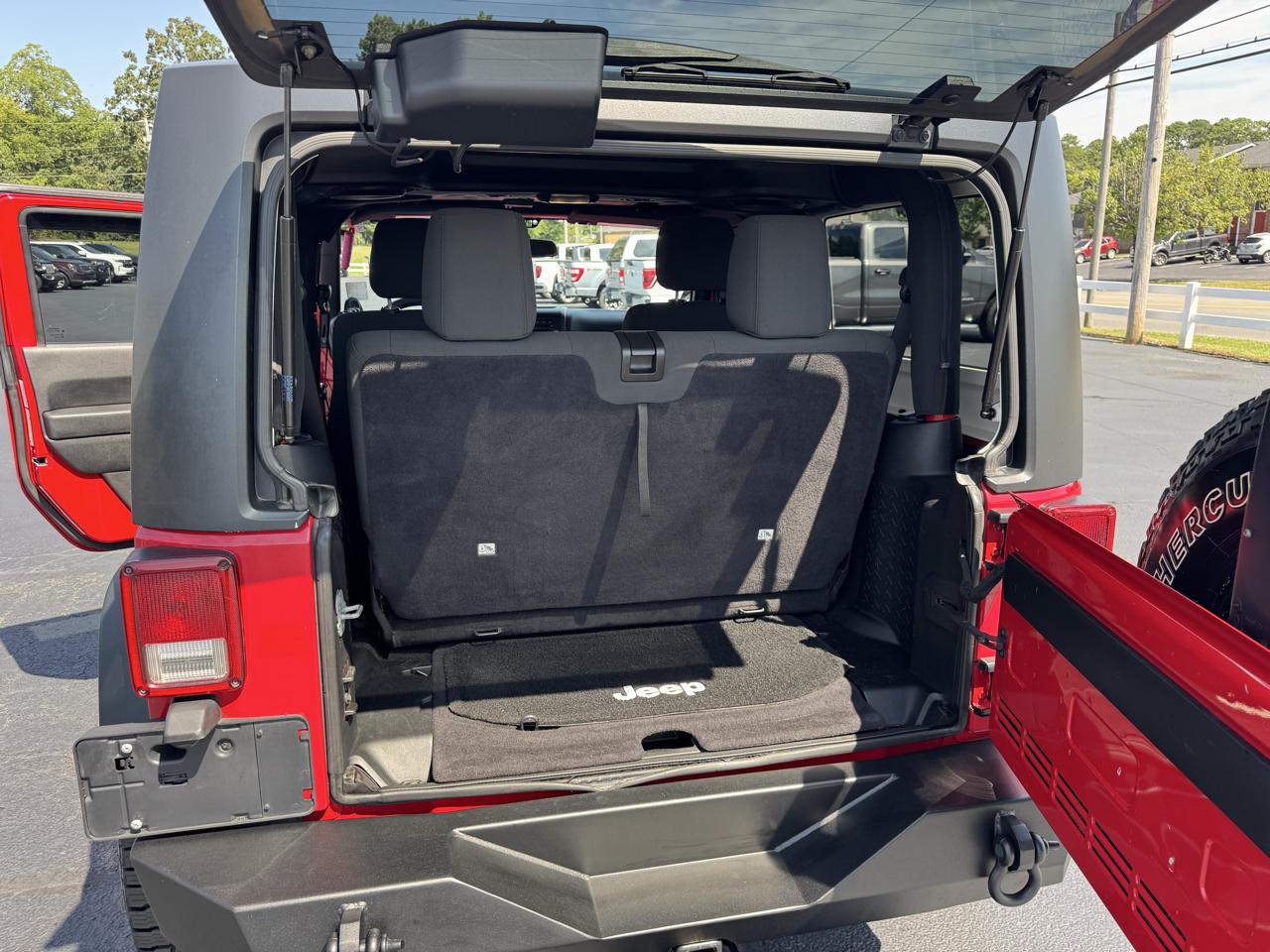 Jeep Wrangler 4WD 2dr Sport 2012