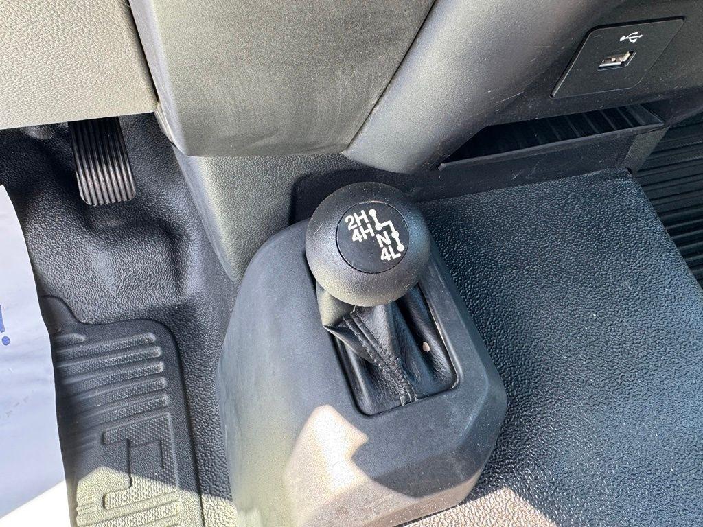 Ford Super Duty F-550 DRW XLT 4WD Reg Cab 145" WB 60" CA 2019