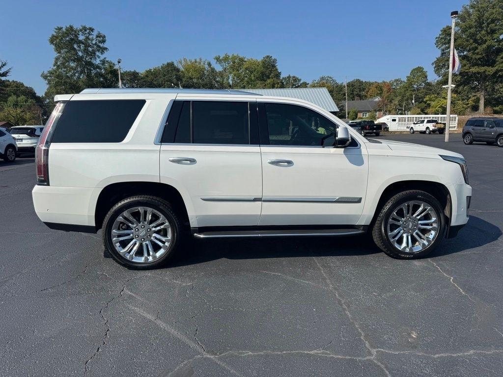Cadillac Escalade photo 5