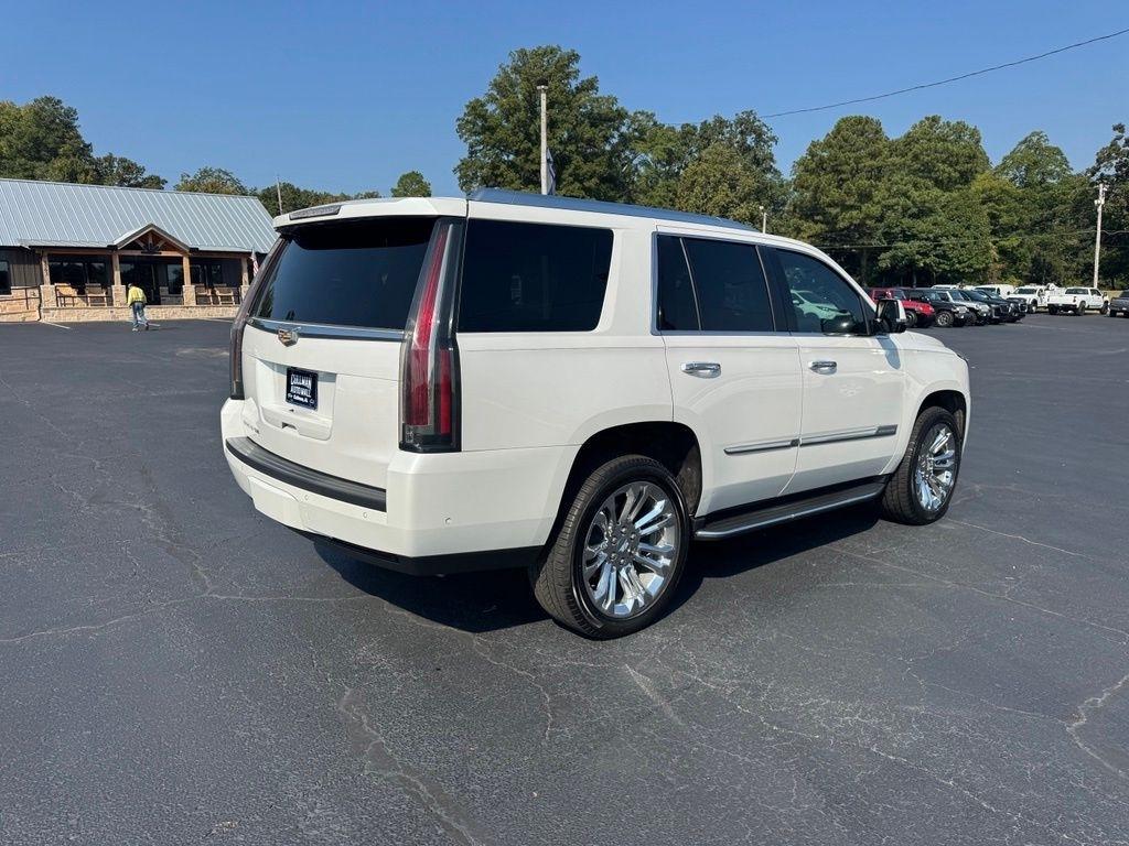 Cadillac Escalade photo 6