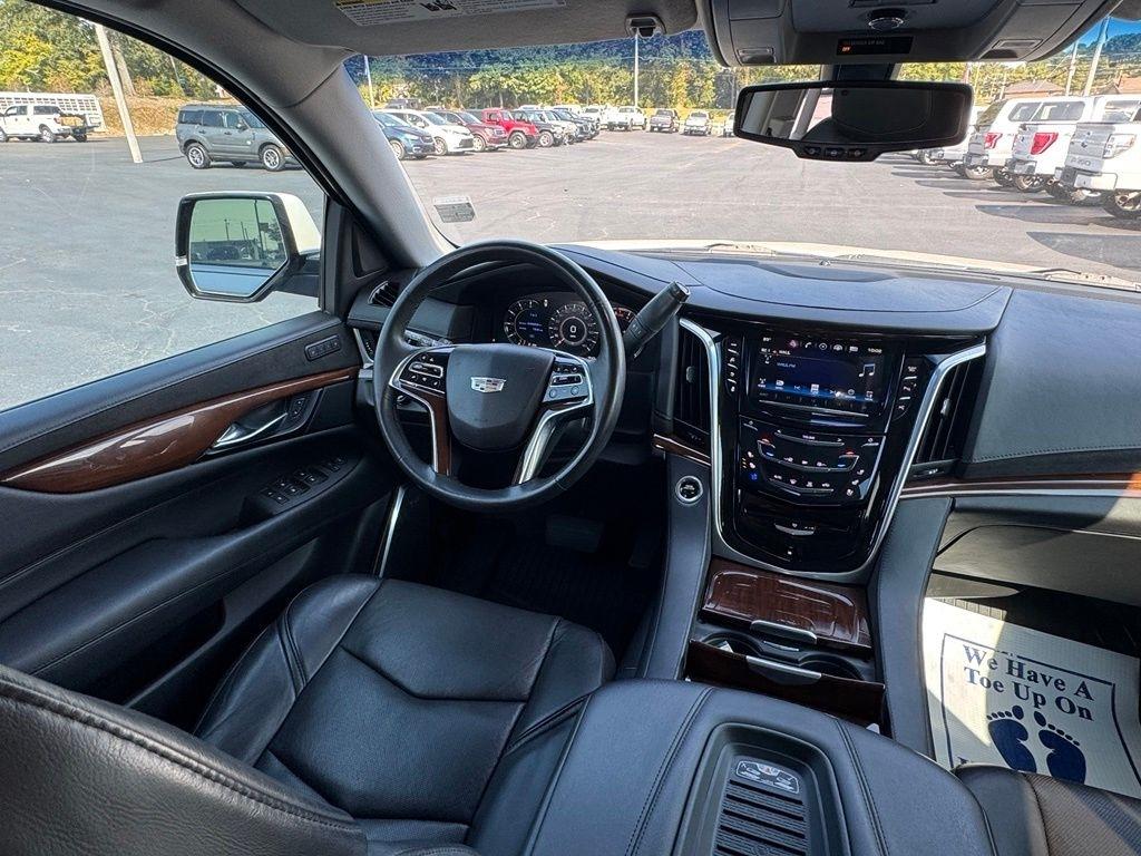 Cadillac Escalade photo 25