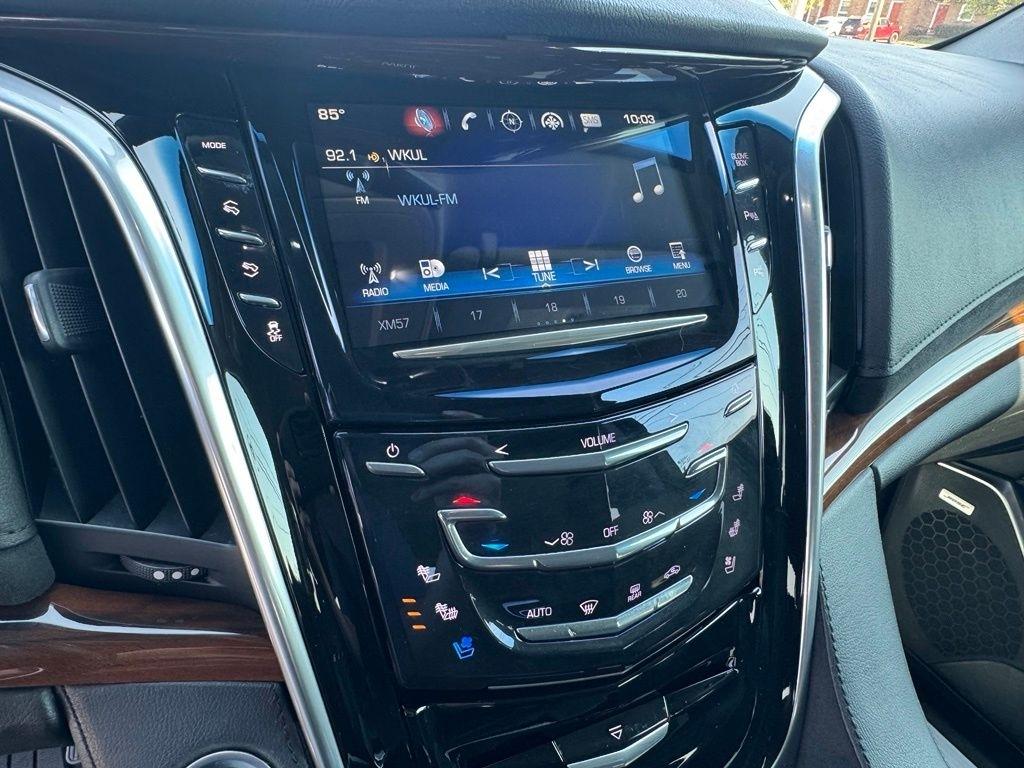 Cadillac Escalade photo 31