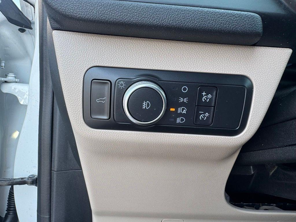 Ford Escape SEL FWD 2020