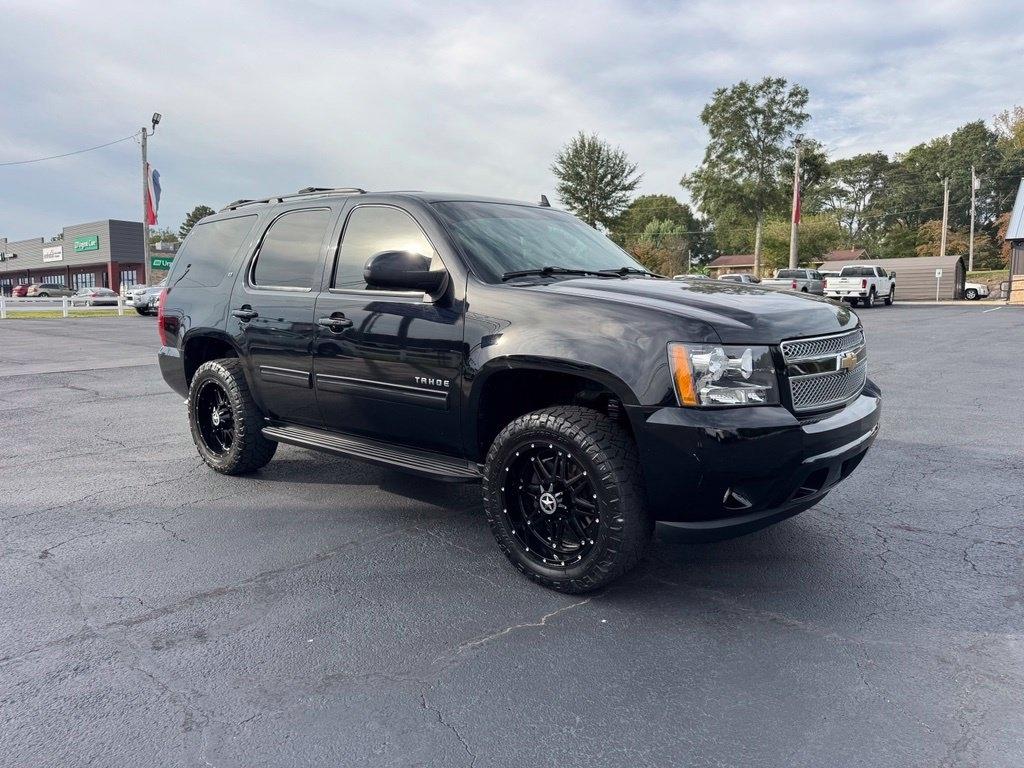 Chevrolet Tahoe 4WD 4dr 1500 LT 2011