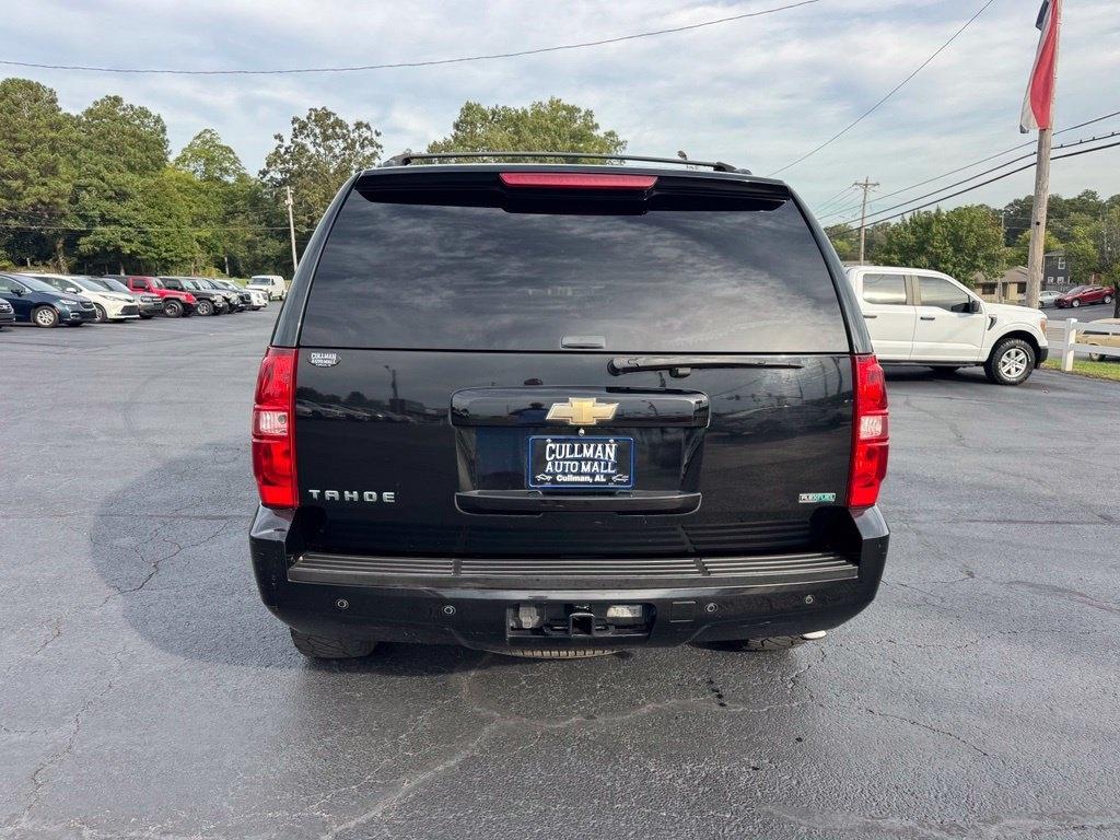 Chevrolet Tahoe 4WD 4dr 1500 LT 2011