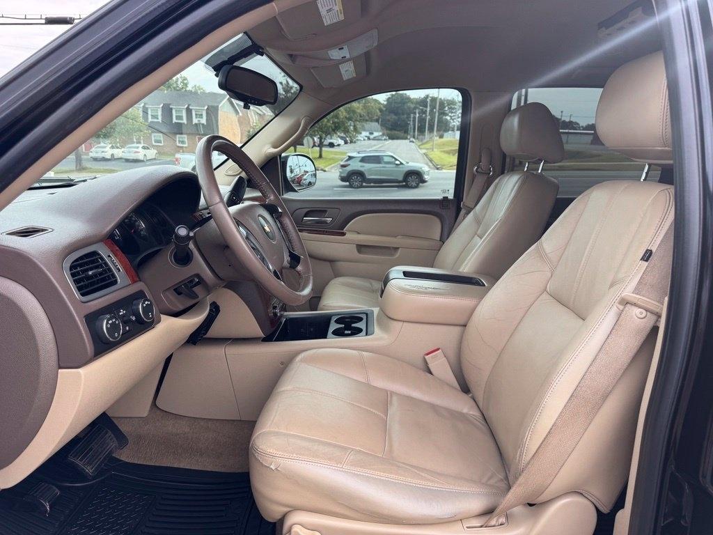 Chevrolet Tahoe 4WD 4dr 1500 LT 2011