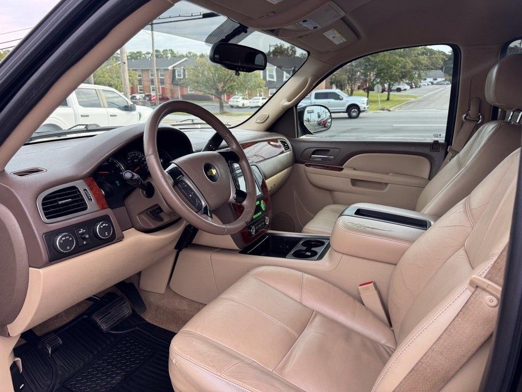 Chevrolet Tahoe 4WD 4dr 1500 LT 2011