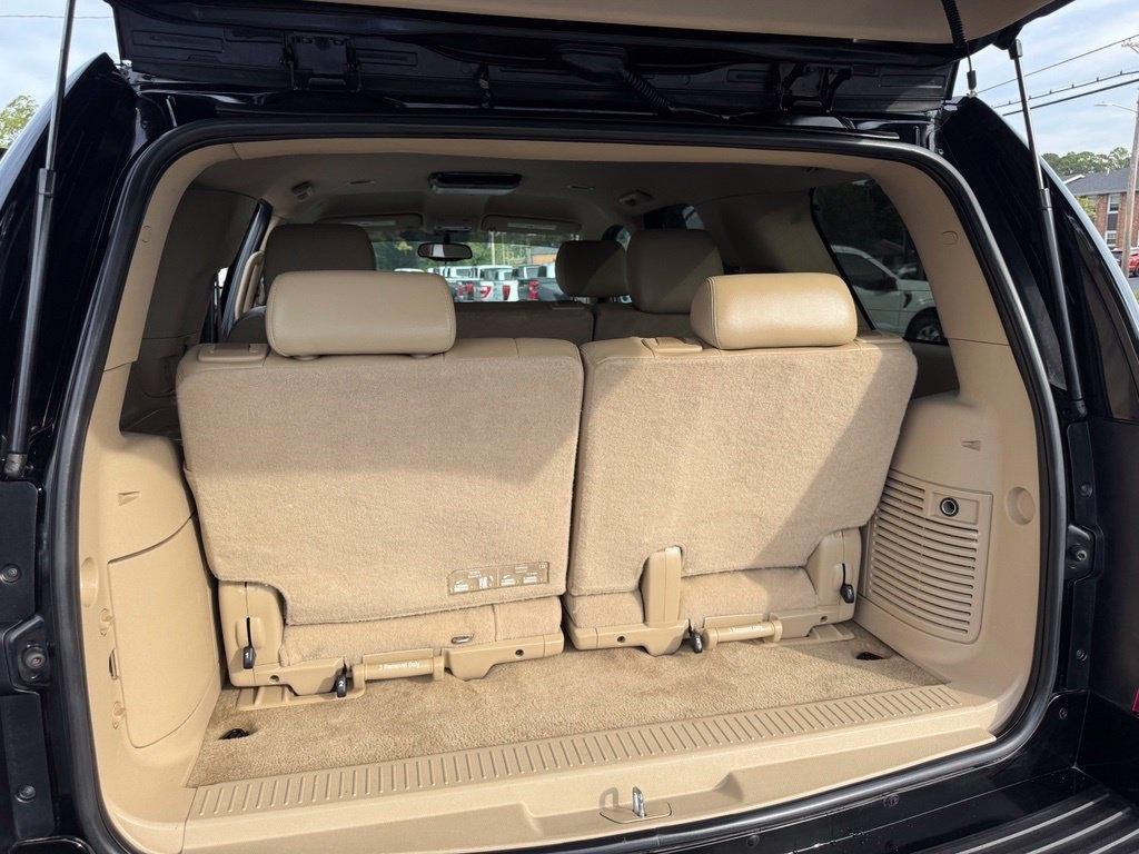 Chevrolet Tahoe 4WD 4dr 1500 LT 2011