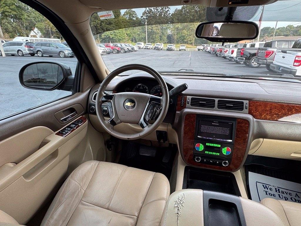 Chevrolet Tahoe 4WD 4dr 1500 LT 2011