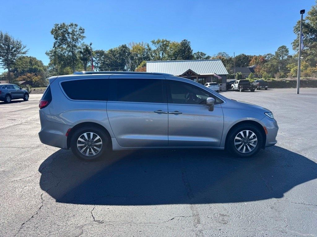 Chrysler Pacifica Touring L FWD 2021