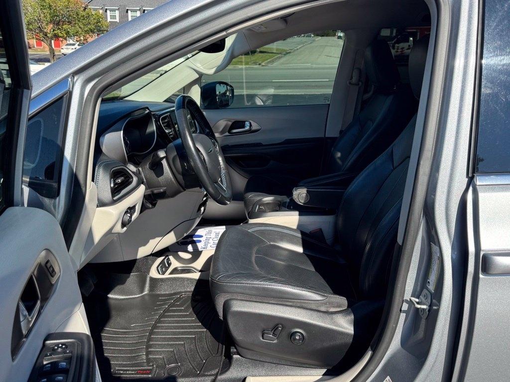 Chrysler Pacifica Touring L FWD 2021