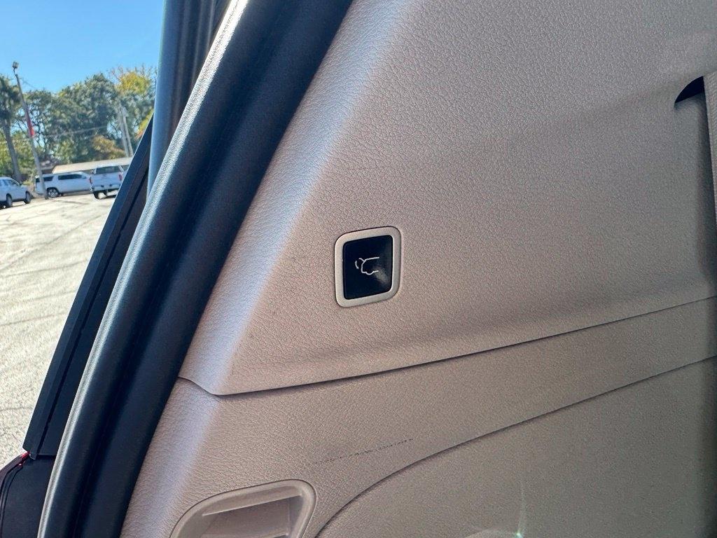 Chrysler Pacifica Touring L FWD 2021