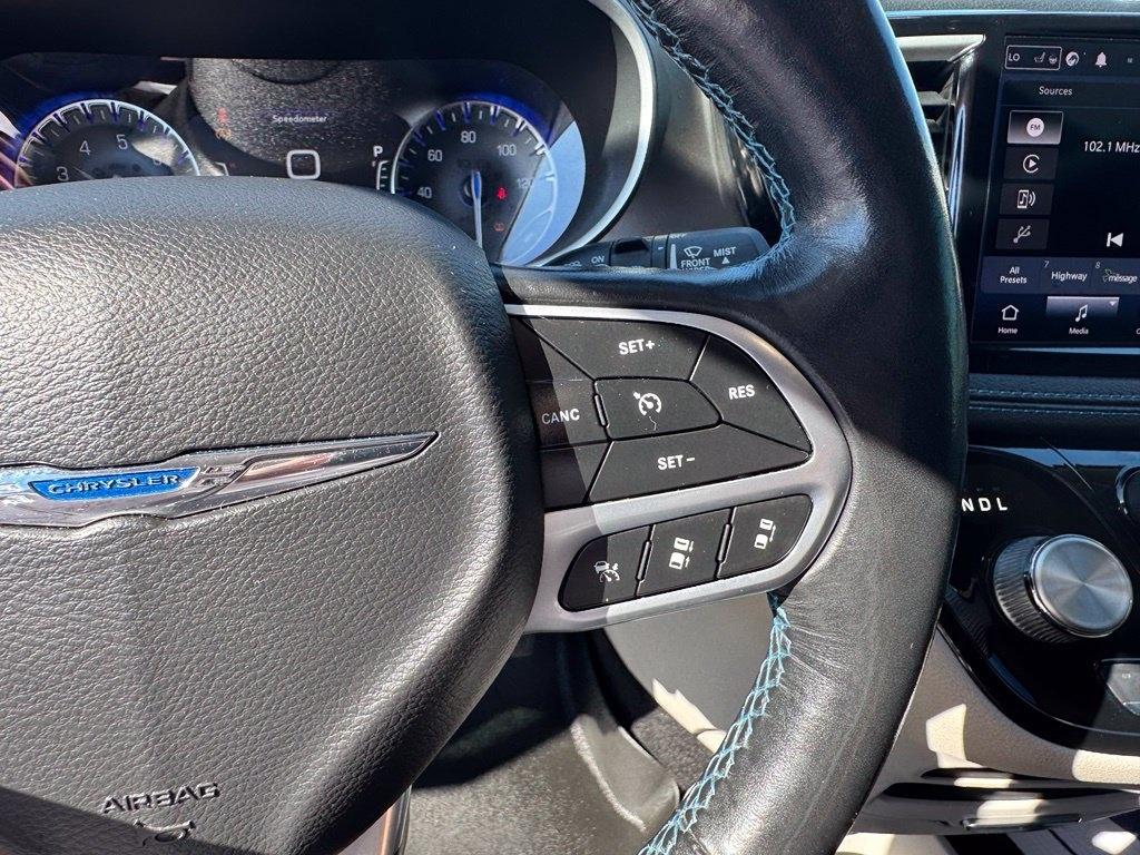 Chrysler Pacifica Touring L FWD 2021