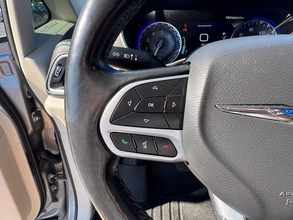 Chrysler Pacifica Touring L FWD 2021