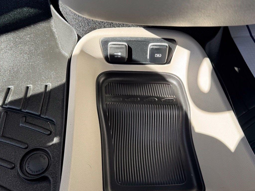 Chrysler Pacifica Touring L FWD 2021