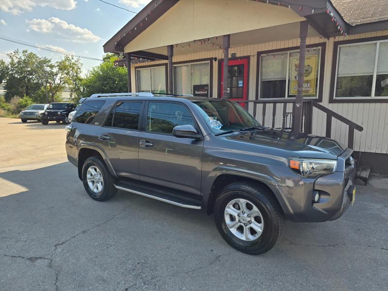 Toyota 4Runner SR5 4WD 2014 Toyota 4Runner SR5 4WD 2014
