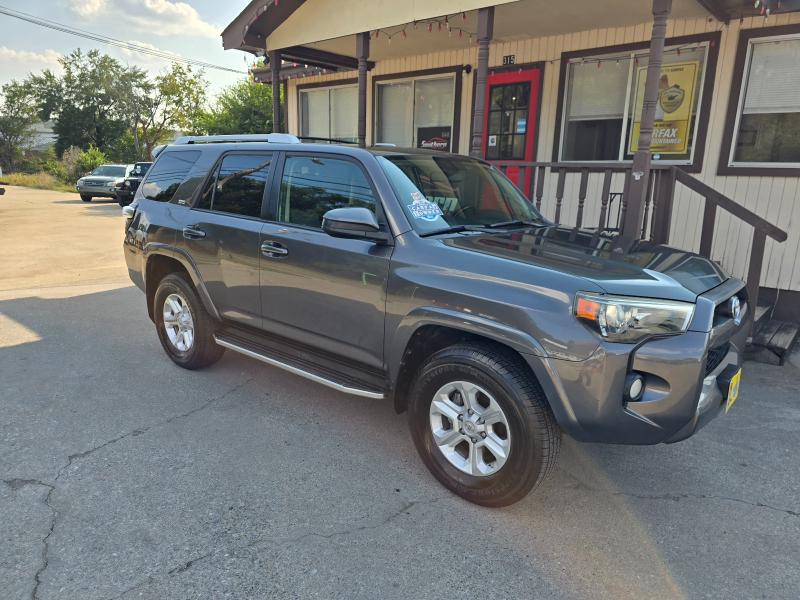 Toyota 4Runner SR5 4WD 2014 Toyota 4Runner SR5 4WD 2014