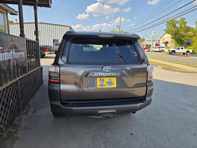 Toyota 4Runner SR5 4WD 2014 Toyota 4Runner SR5 4WD 2014