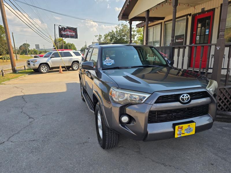 Toyota 4Runner SR5 4WD 2014 Toyota 4Runner SR5 4WD 2014