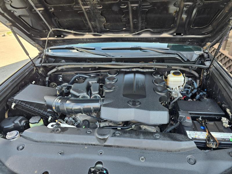 Toyota 4Runner SR5 4WD 2014 Toyota 4Runner SR5 4WD 2014