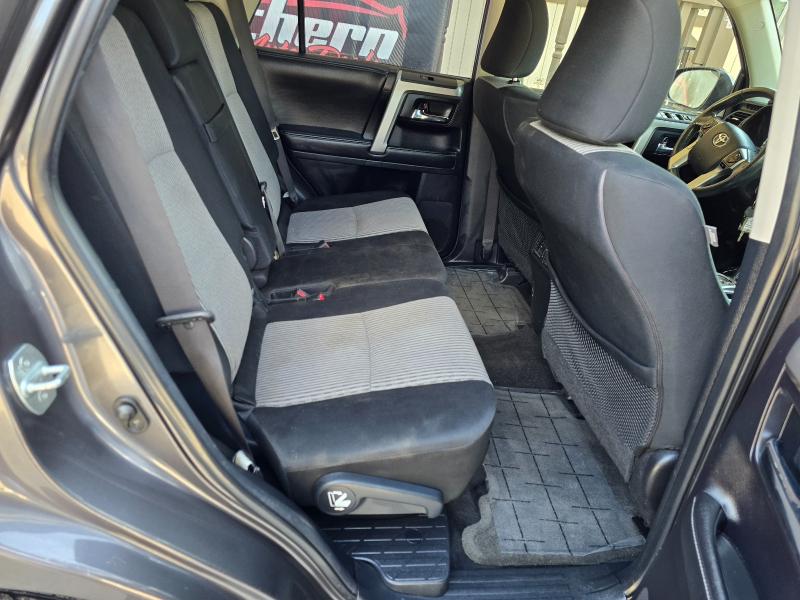 Toyota 4Runner SR5 4WD 2014 Toyota 4Runner SR5 4WD 2014