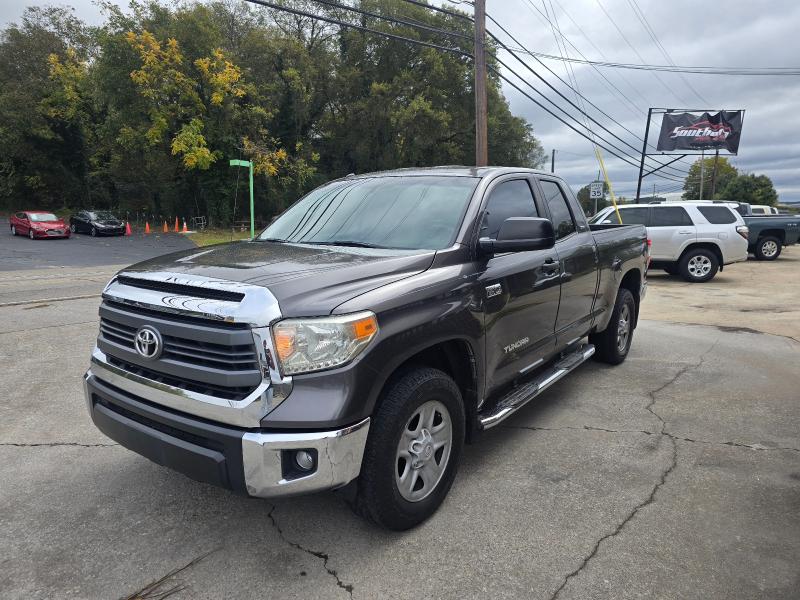 2014 Toyota Tundra SR5 5.7L V8 Double Cab 2WD