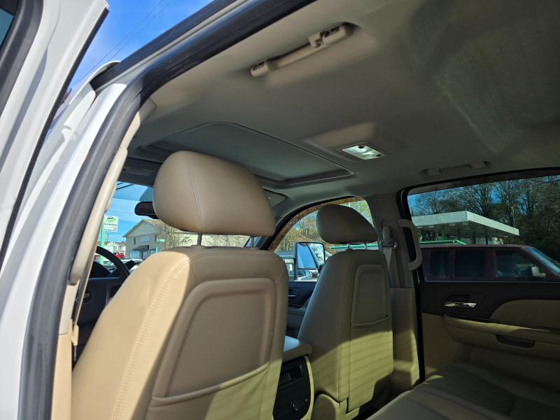 Chevrolet Silverado 1500 LTZ Crew Cab 4WD 2011