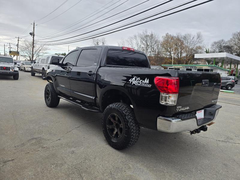 Toyota Tundra Tundra-Grade CrewMax 5.7L FFV 4WD 2013