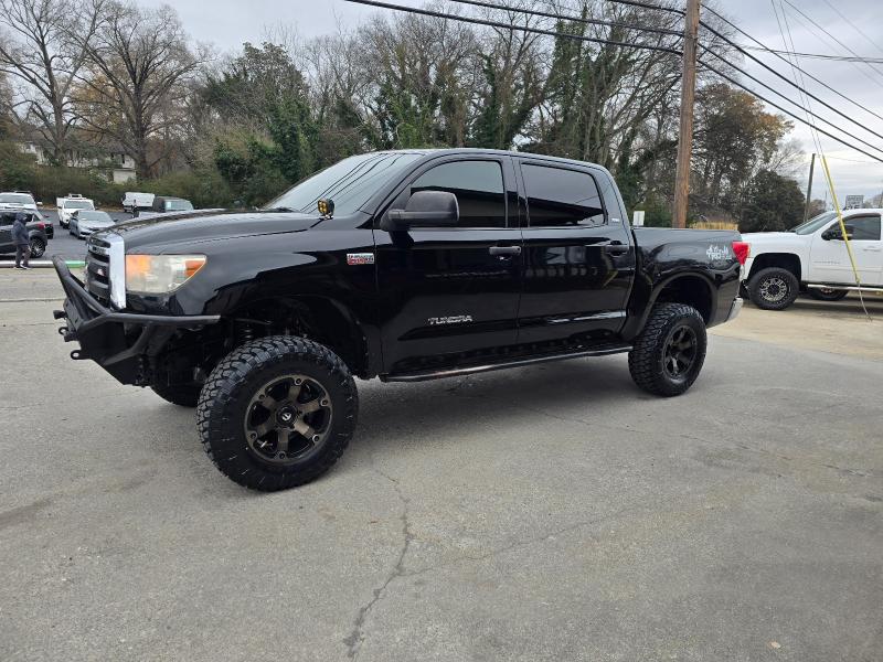 Toyota Tundra Tundra-Grade CrewMax 5.7L FFV 4WD 2013