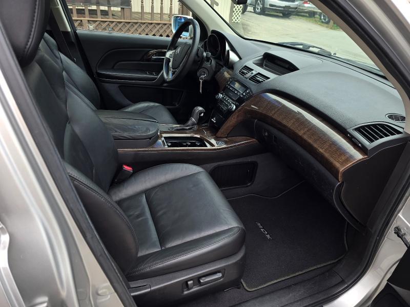 Acura MDX 6-Spd AT 2011