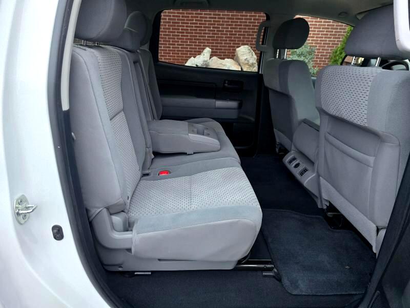 Toyota Tundra Tundra-Grade CrewMax 5.7L FFV 4WD 2012