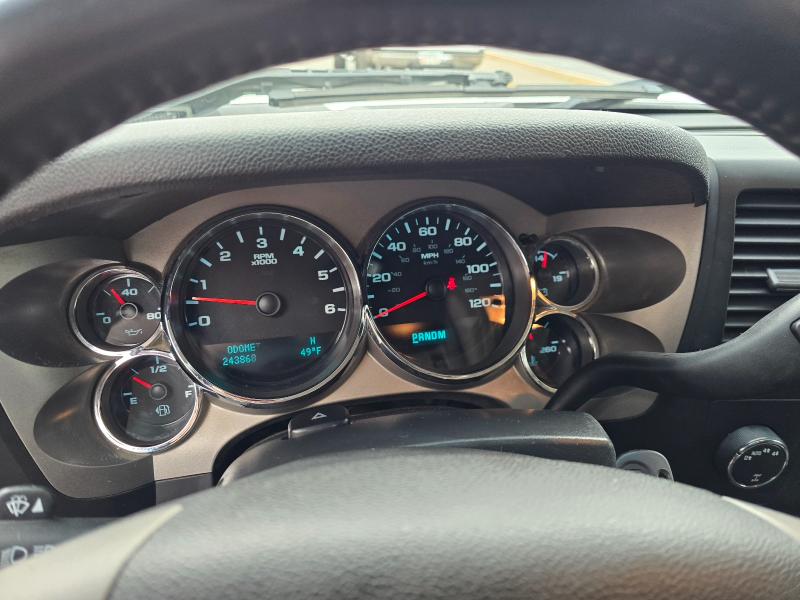 Chevrolet Silverado 1500 LT Crew Cab 4WD 2012