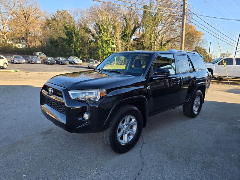 Toyota 4Runner SR5 2WD 2015