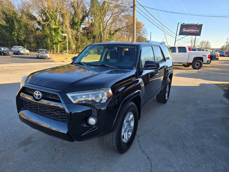 Toyota 4Runner SR5 2WD 2015