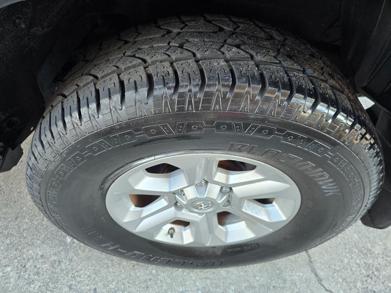 Toyota 4Runner SR5 2WD 2015