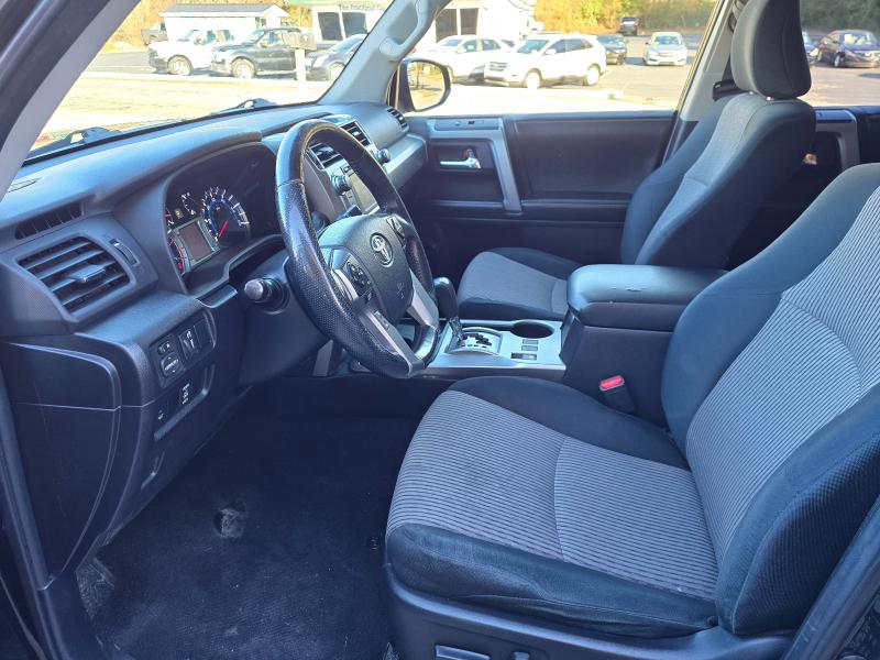 Toyota 4Runner SR5 2WD 2015