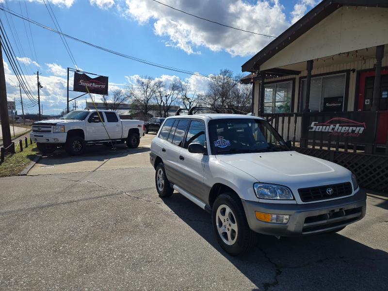 Toyota RAV4 4-Door 2WD 2000