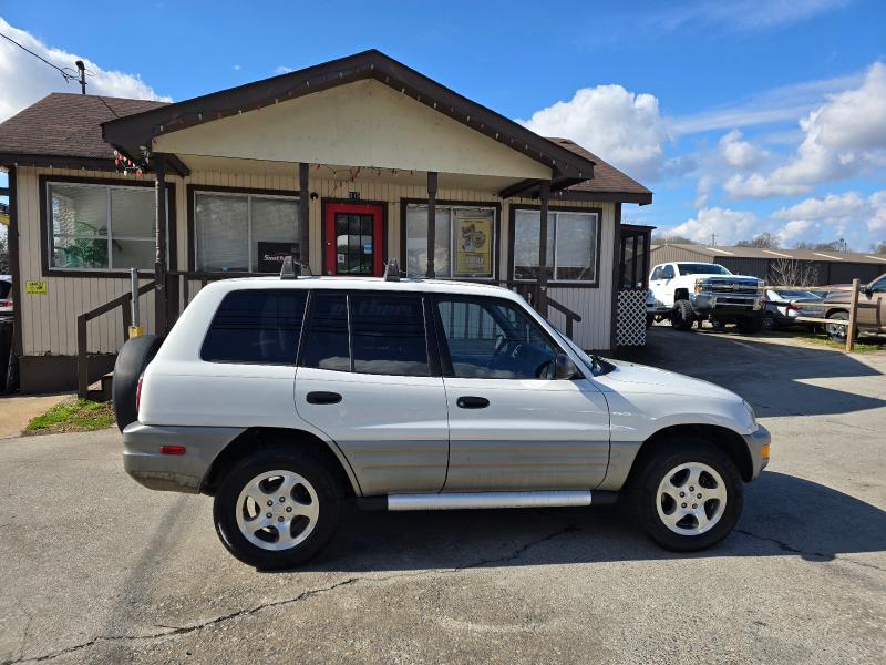 Toyota RAV4 4-Door 2WD 2000