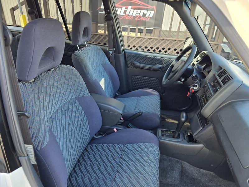 Toyota RAV4 4-Door 2WD 2000