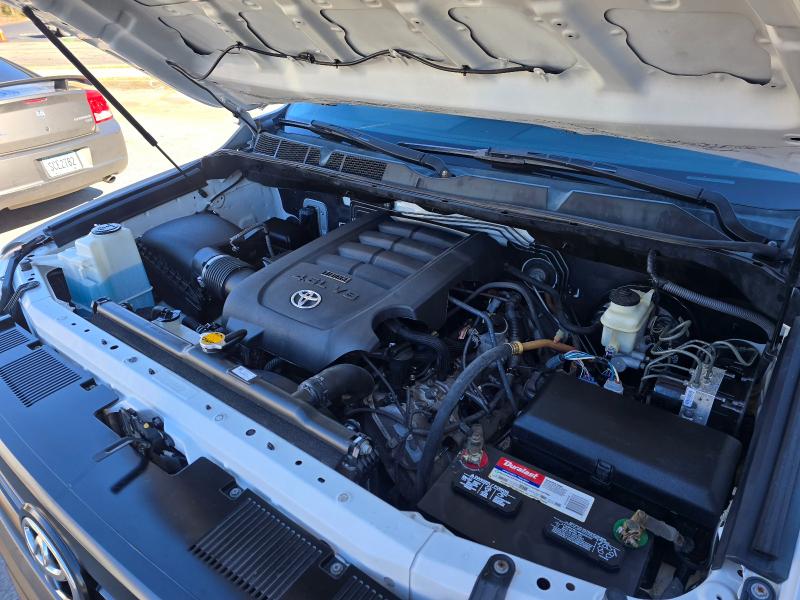 Toyota Tundra SR5 4.6L V8 Double Cab 2WD 2017