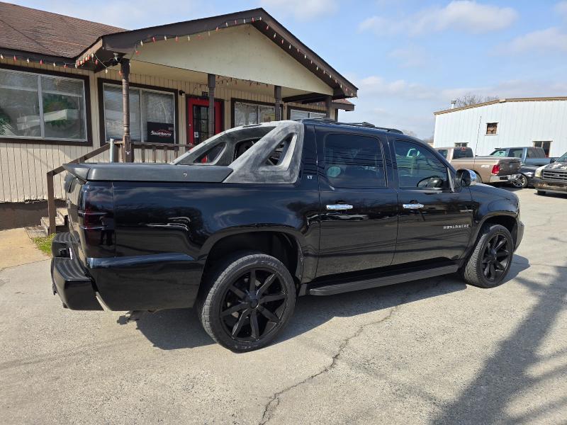 Chevrolet Avalanche LT 2WD 2012