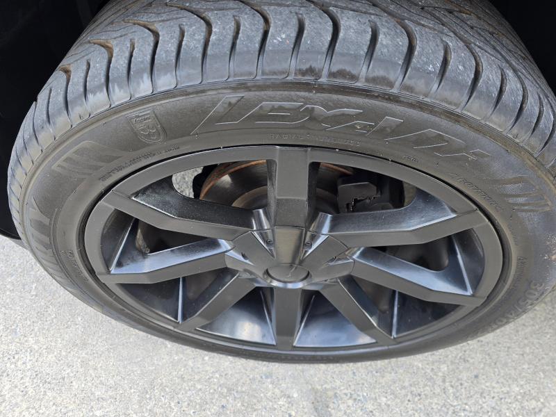 Chevrolet Avalanche LT 2WD 2012