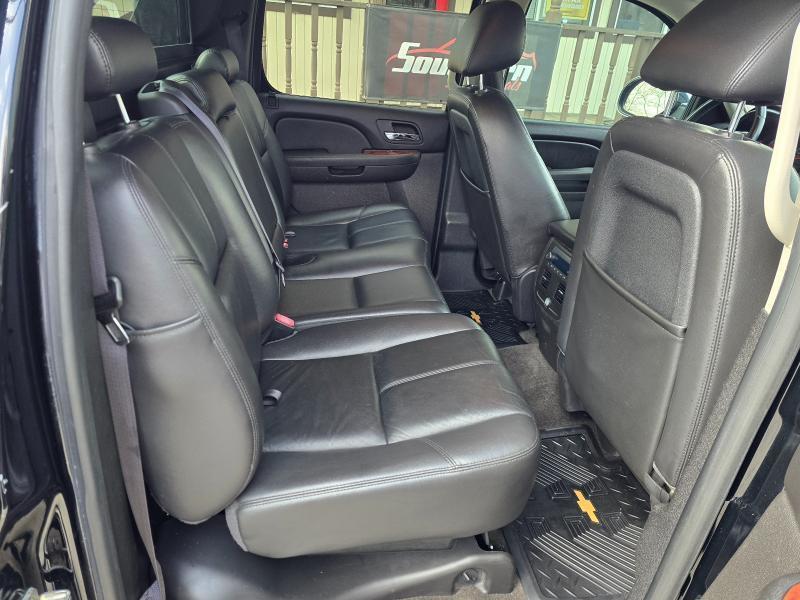 Chevrolet Avalanche LT 2WD 2012