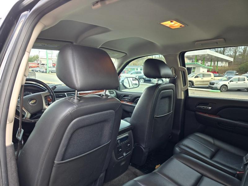 Chevrolet Avalanche LT 2WD 2012