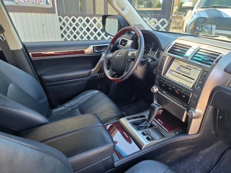 Lexus GX 460 Sport Utility 2012