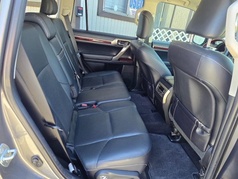 Lexus GX 460 Sport Utility 2012