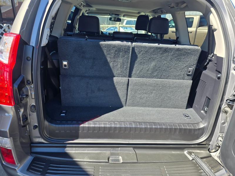 Lexus GX 460 Sport Utility 2012