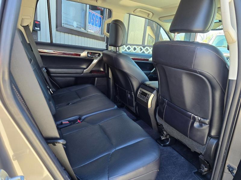 Lexus GX 460 Sport Utility 2012